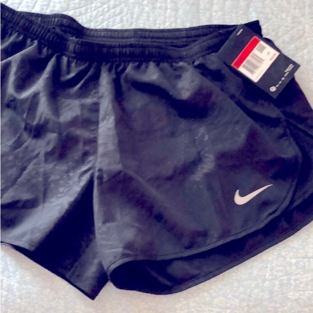 Nike Womens Dri Fit Black size L Shorts workout Gym Running Cross Athletic